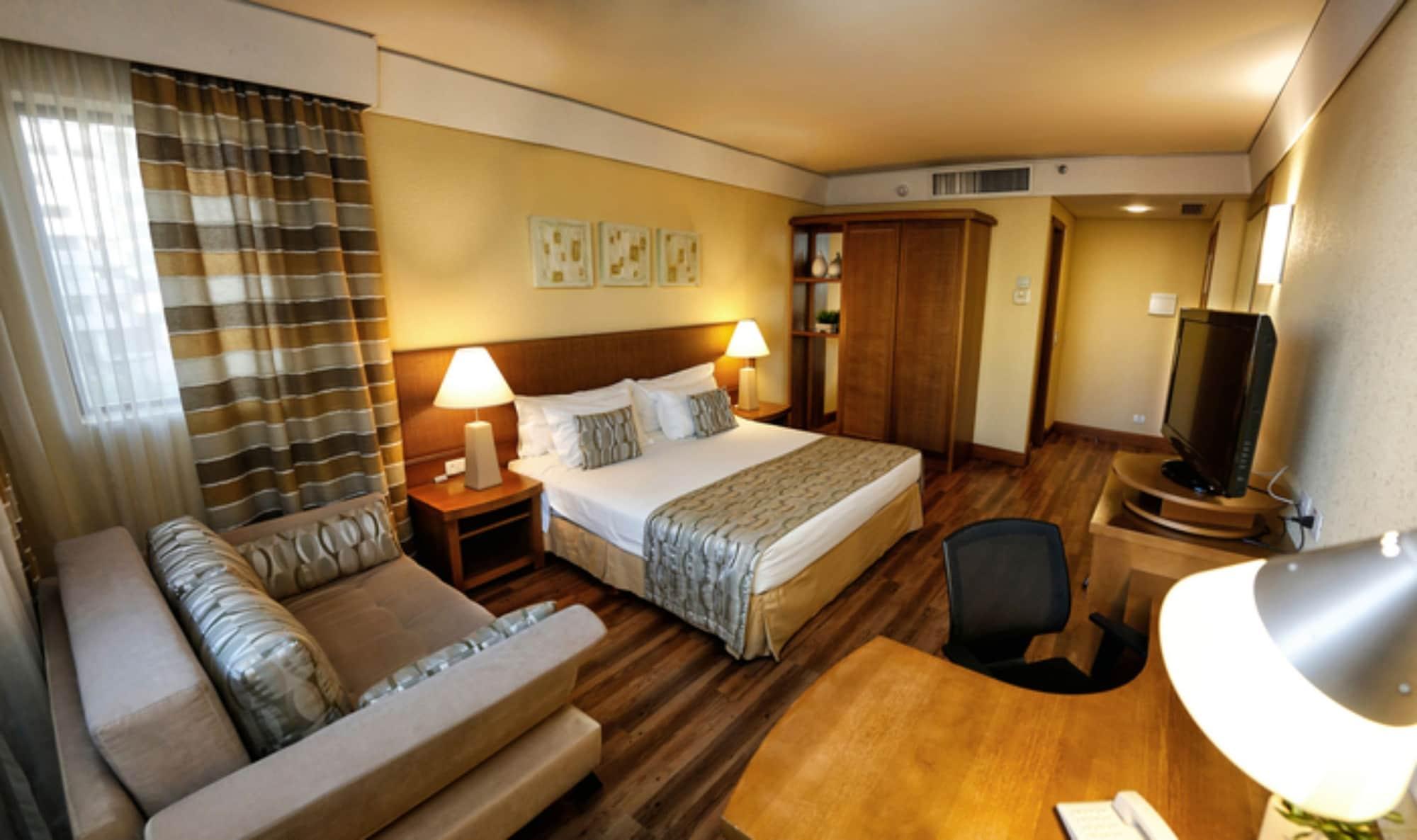 Blue Tree Towers Hotel