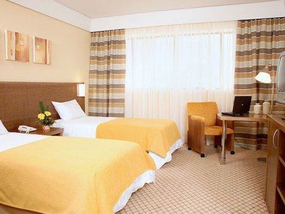 Blue Tree Towers 4*