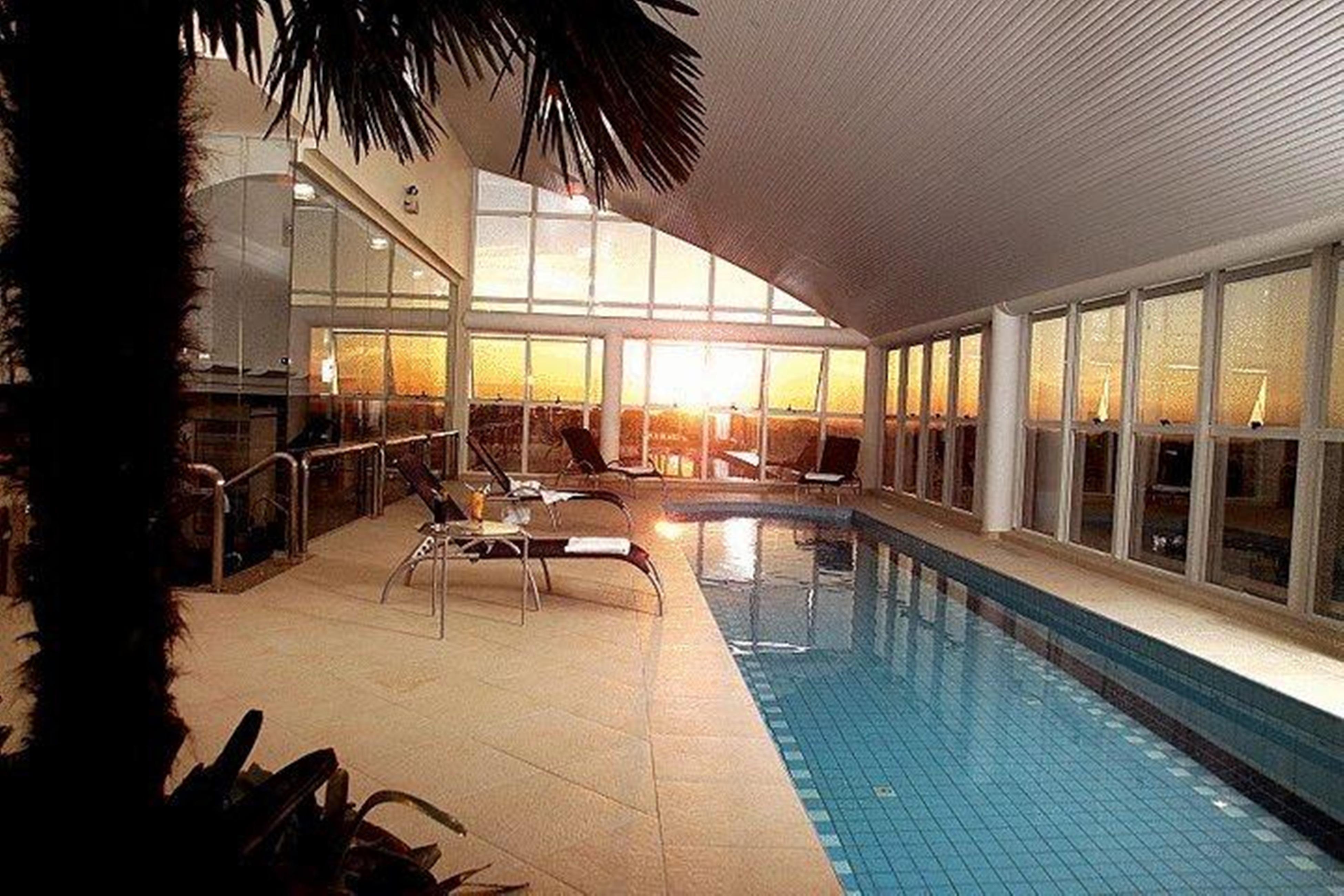 Blue Tree Towers 4*