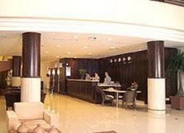 Blue Tree Towers 4*